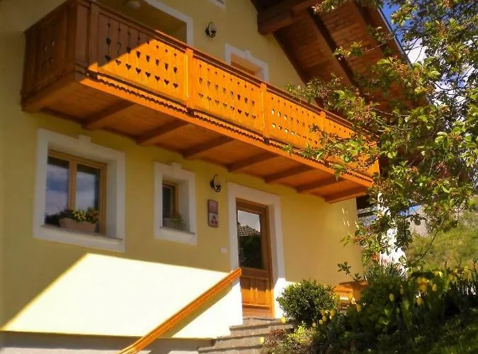 Apartma Pr Tavcarju *